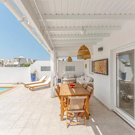 Villa Pon Heated Pool Cozy Playa Blanca