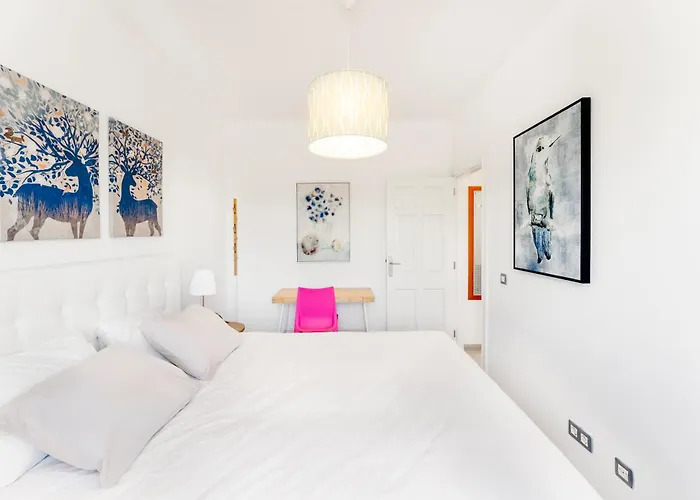 Pon Heated Pool Cozy *